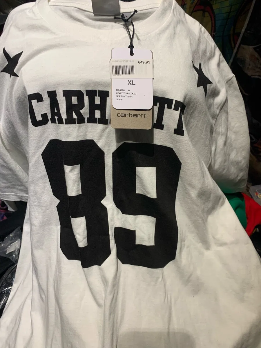Carhartt t shirt new xl - Image 1