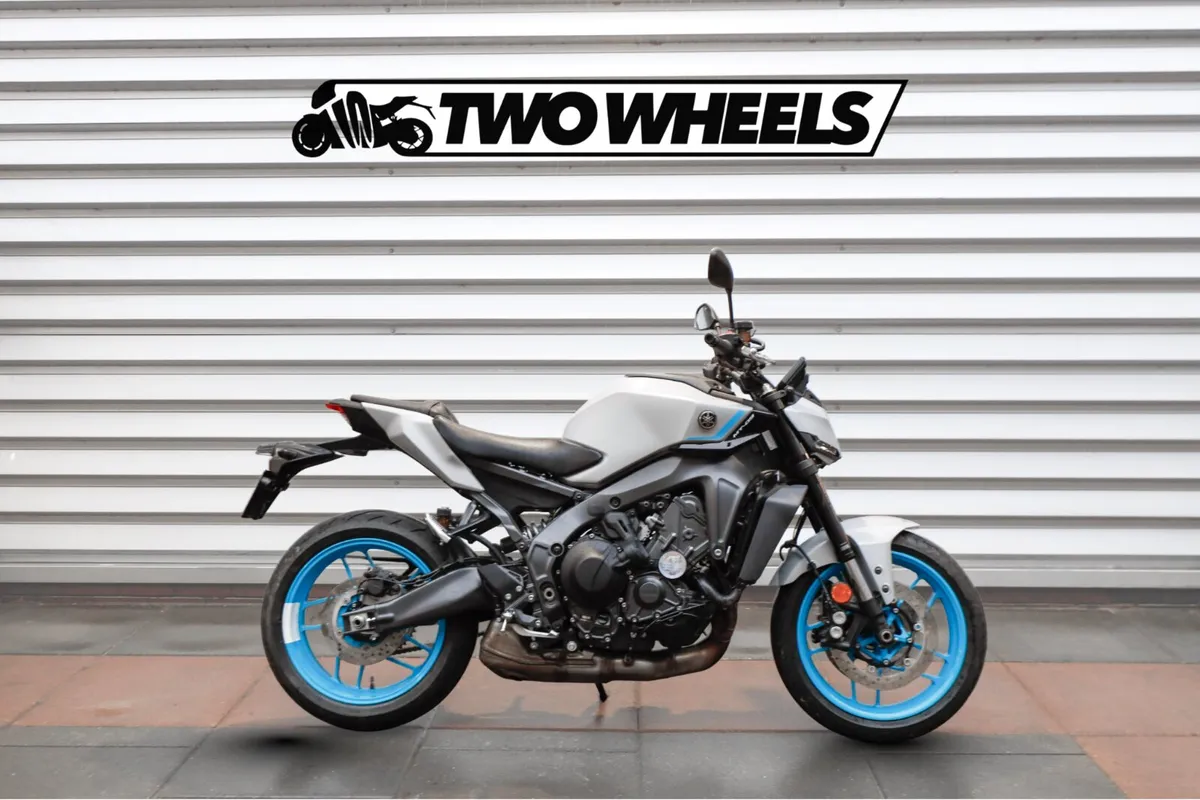 YAMAHA MT-09 - Image 1