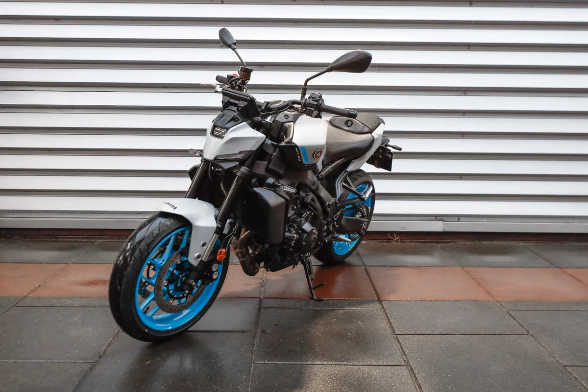 YAMAHA MT-09 - Image 2
