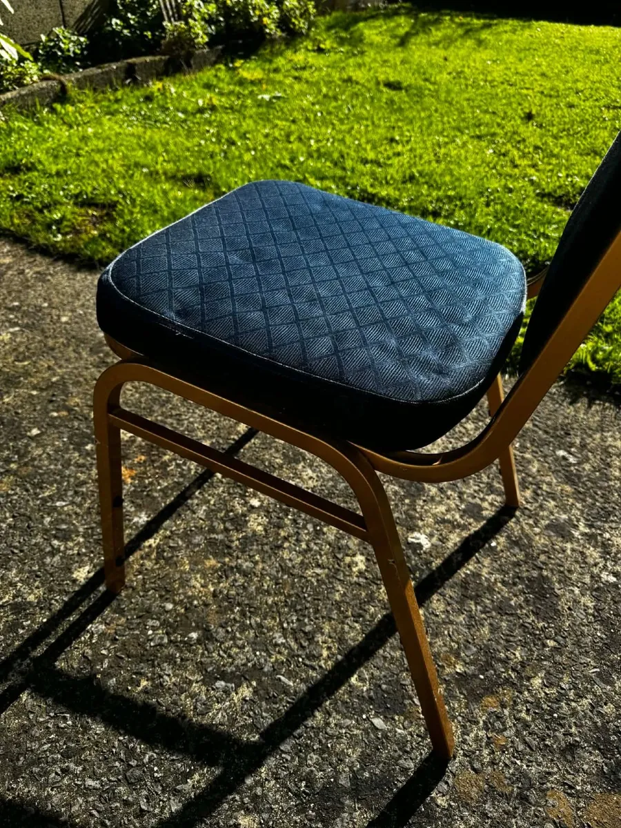 banquet chairs for parties, events, etc.. - Image 4