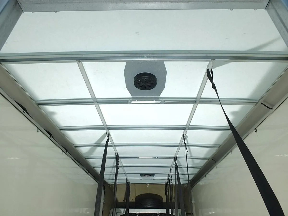 2023 Renault Master Luton Low Loader Box Van - Image 4