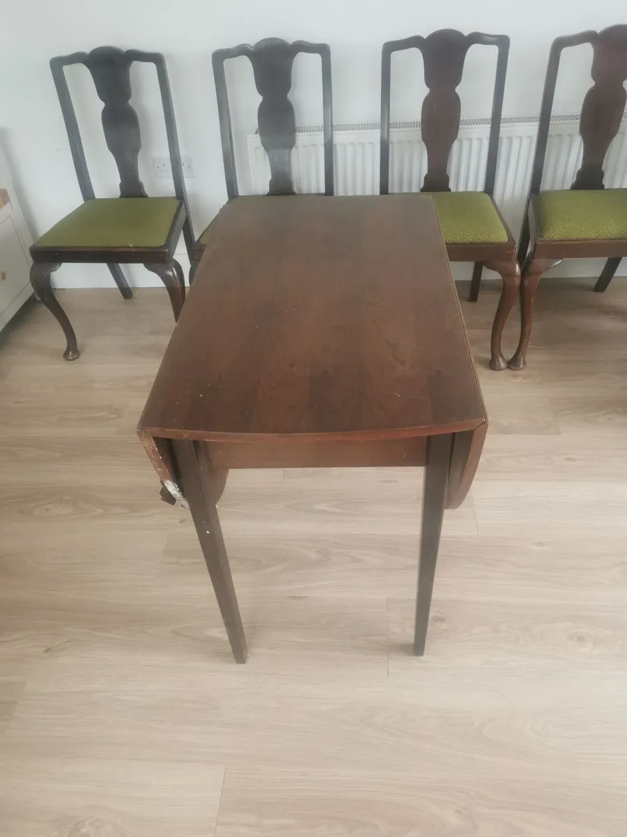 Dining chairs and table - Image 3