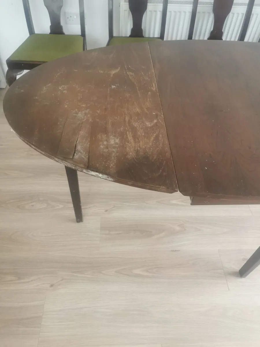 Dining chairs and table - Image 4