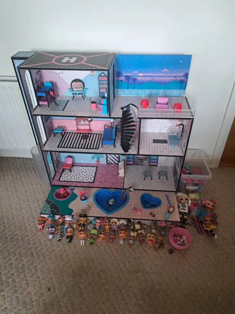 LOL Dolls House, LOL Dolls  & Accessories - Image 3