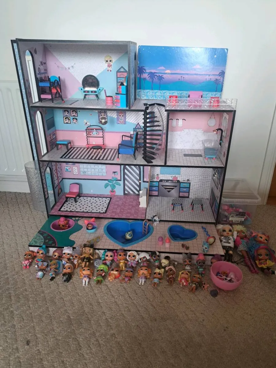 LOL Dolls House, LOL Dolls  & Accessories - Image 4