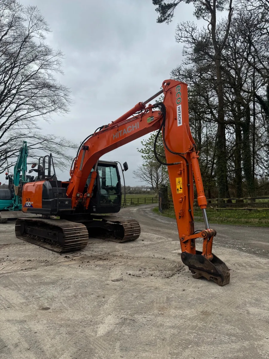 Hitachi 130-6 - Image 3