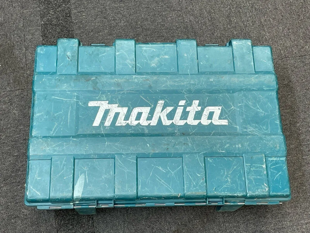 Makita 110v Breaker - Image 4