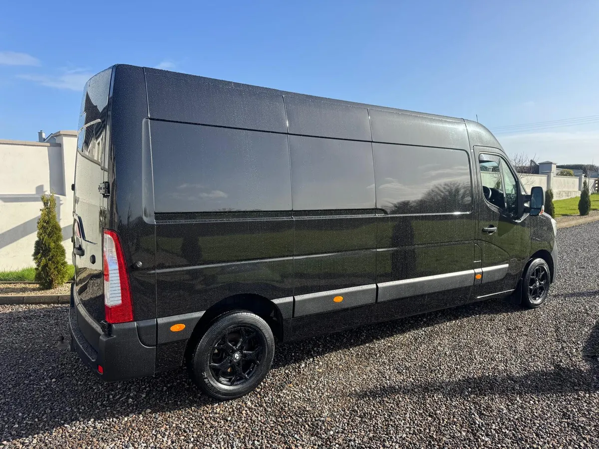 Renault Master 2023 Red edition 150BHP - Image 2