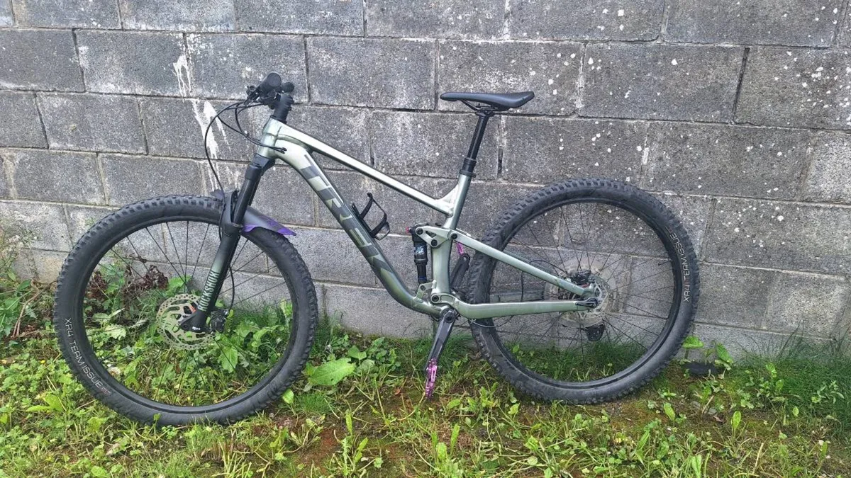 Trek Top Fuel 5 Full Suspension Mountain Bike 2024 - Image 1