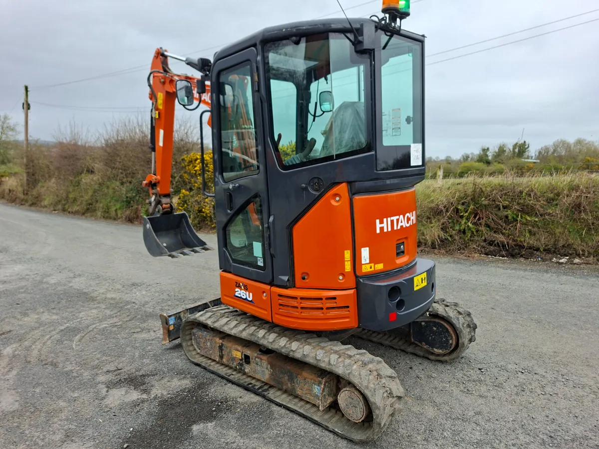 2023 Hitachi 26u.6 - Image 4