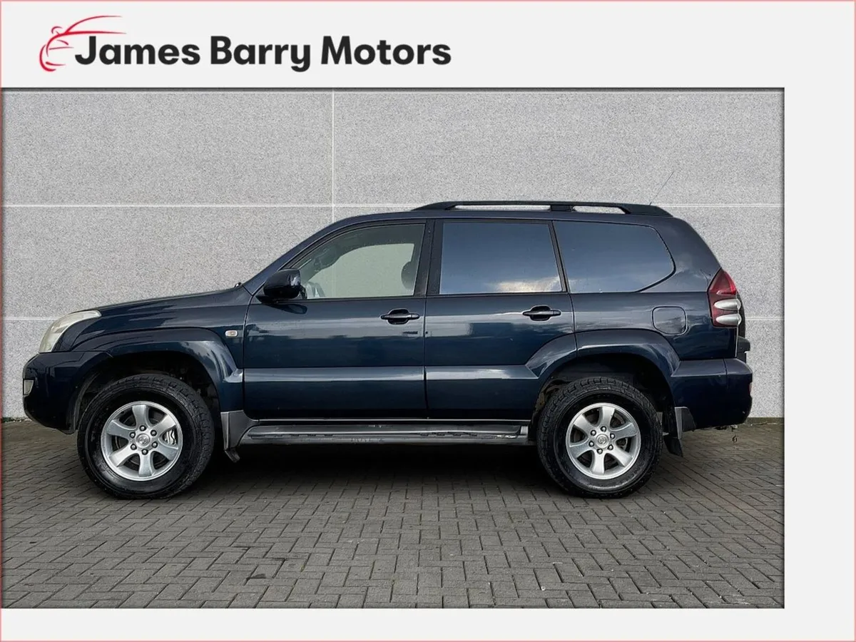 Toyota Land Cruiser 3.0 - Image 3