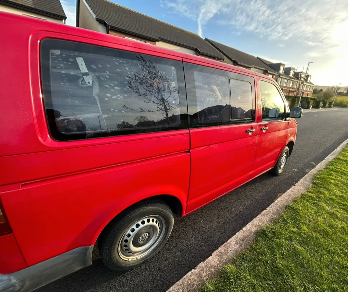 VW 1.9 T5 Campervan / Shuttle - Image 3