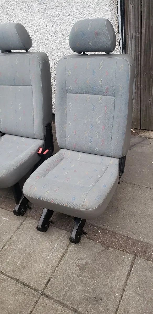 vw transporter t5 crew cab kombi rear seats vgc - Image 3