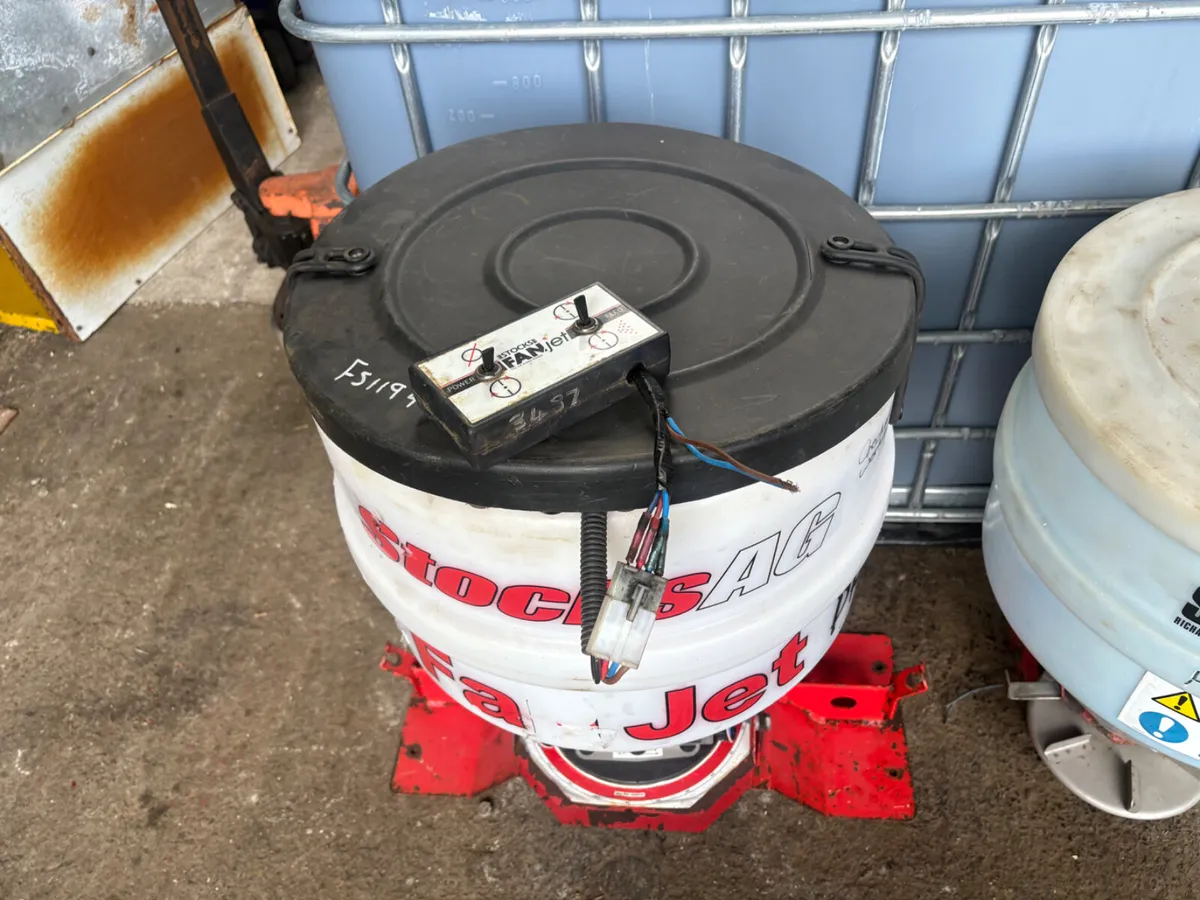 Stocks AG65 Seeder / Broadcaster - Image 2