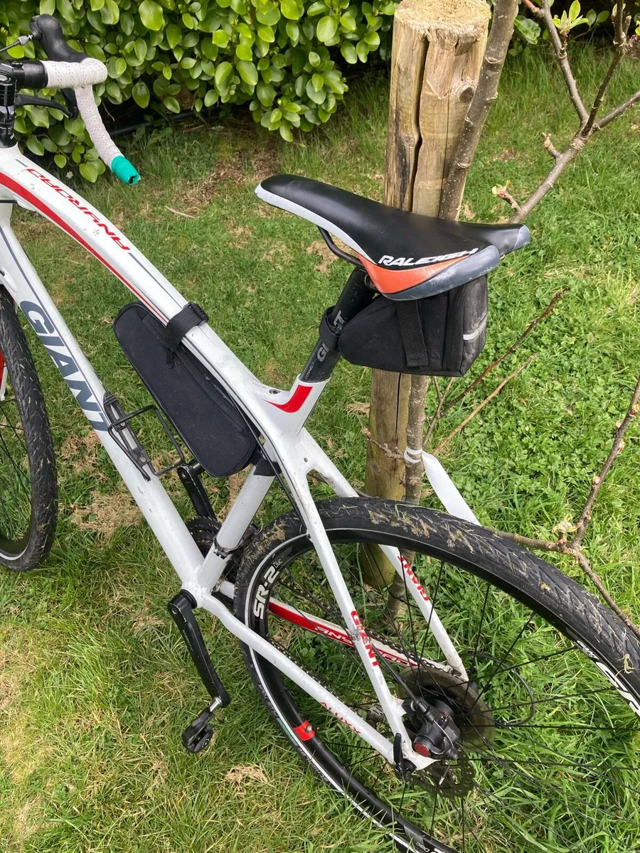 Giant Anyroad size 58 Gravel Bike - Image 3