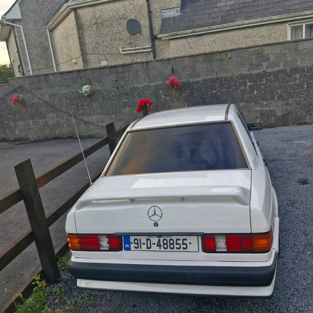 Mercedes 190e - Image 3