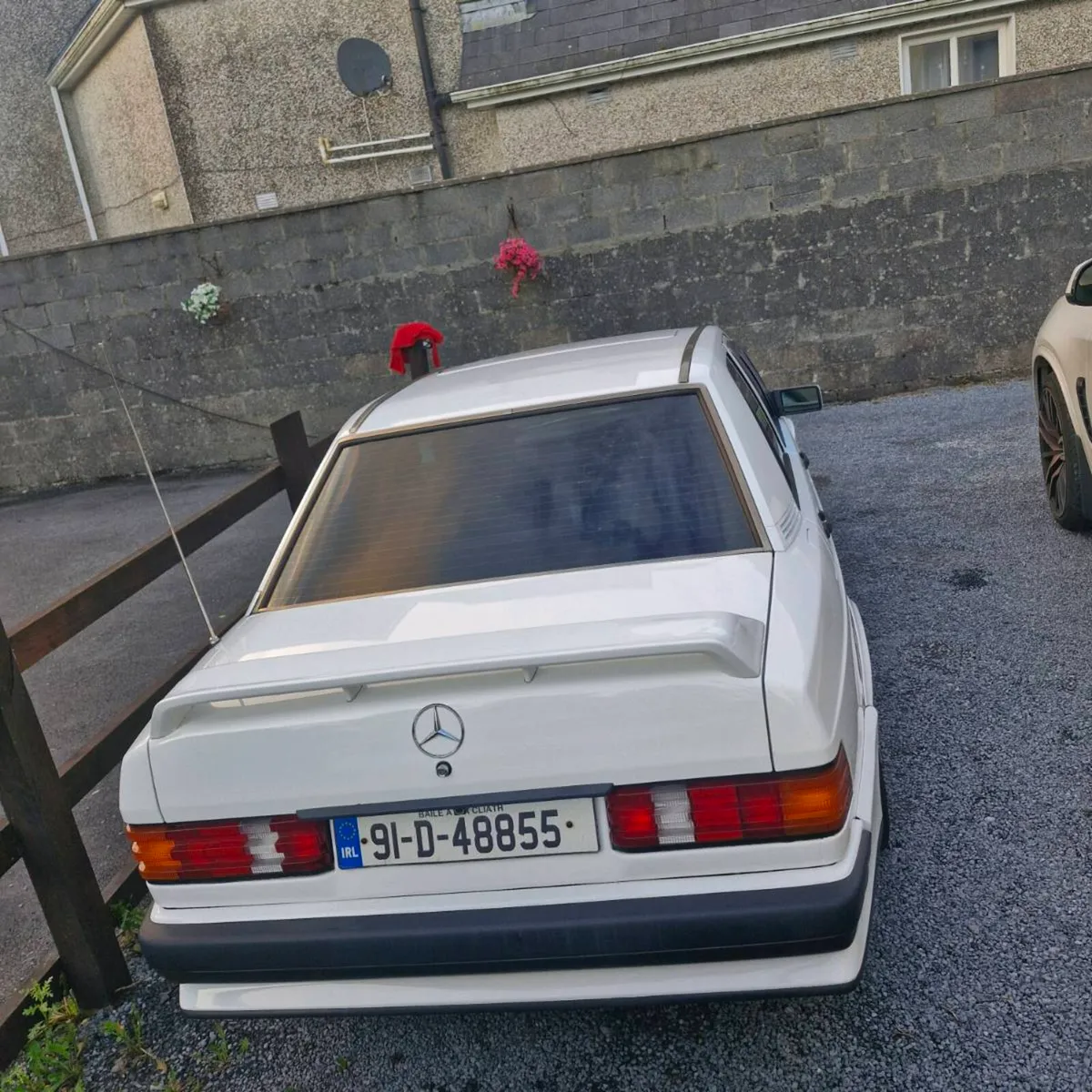 Mercedes 190e - Image 4