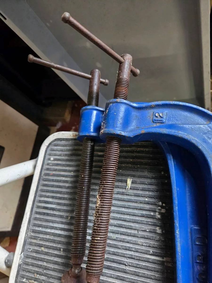 Pair of Record G Clamps - Image 2