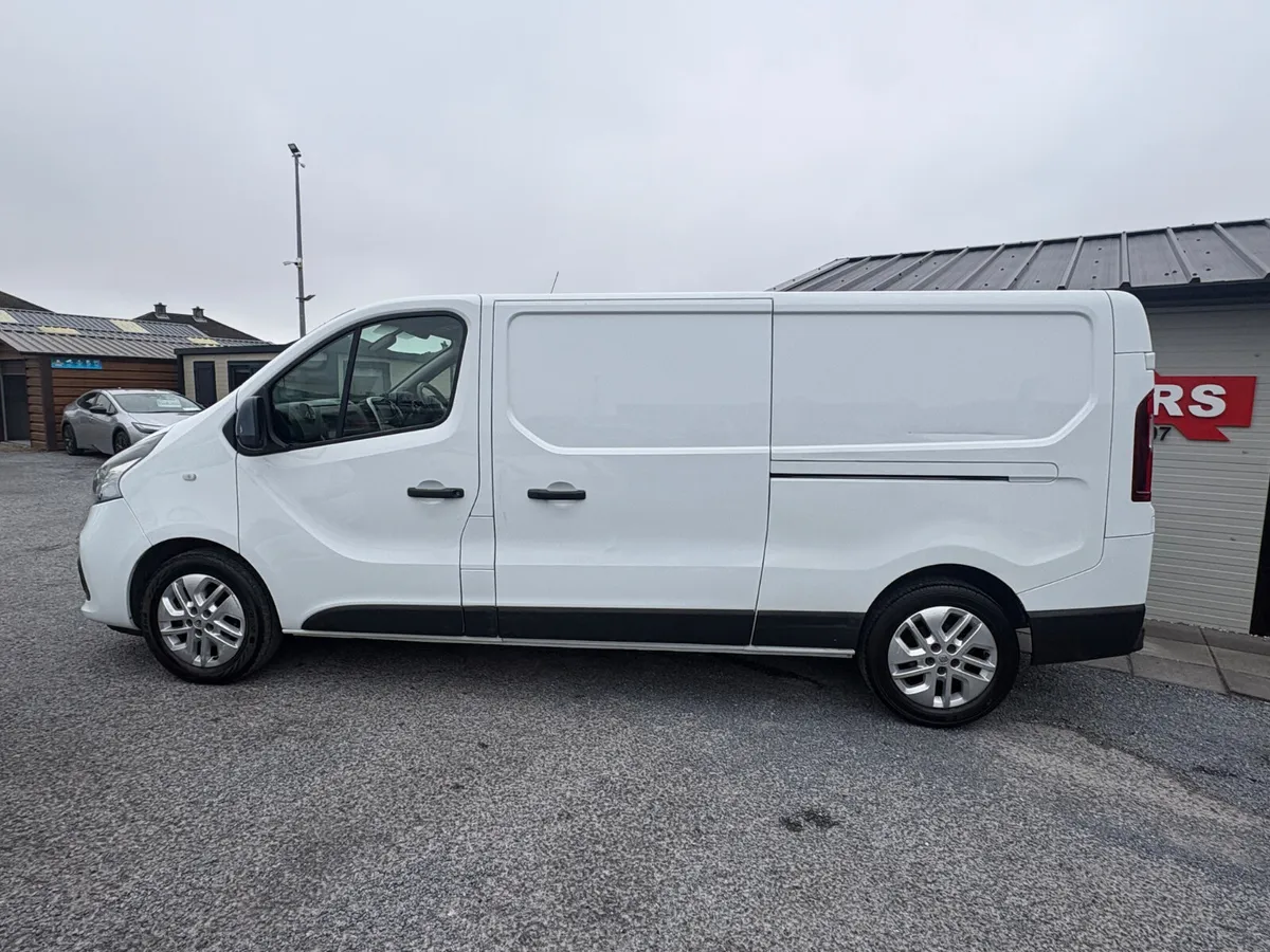 2019 Renault Trafic LL29 ENERGY DCI 125 SPORT PANE - Image 3