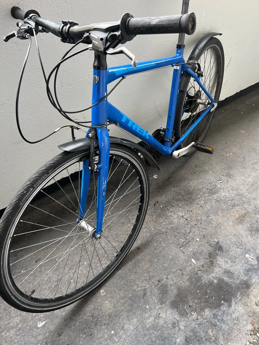 TREK FENTS 20” HYBRID - Image 4