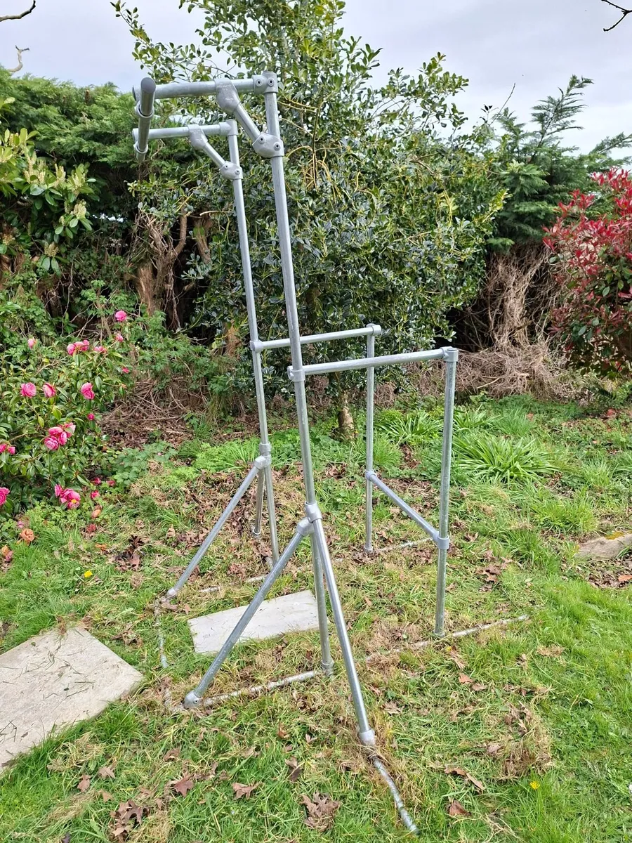 outdoor chin up / workout station - Image 4