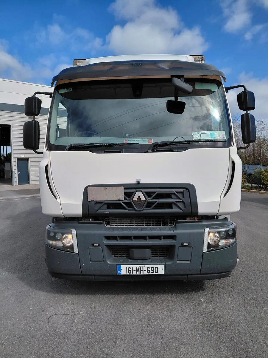 Renault D 2016 - Image 2