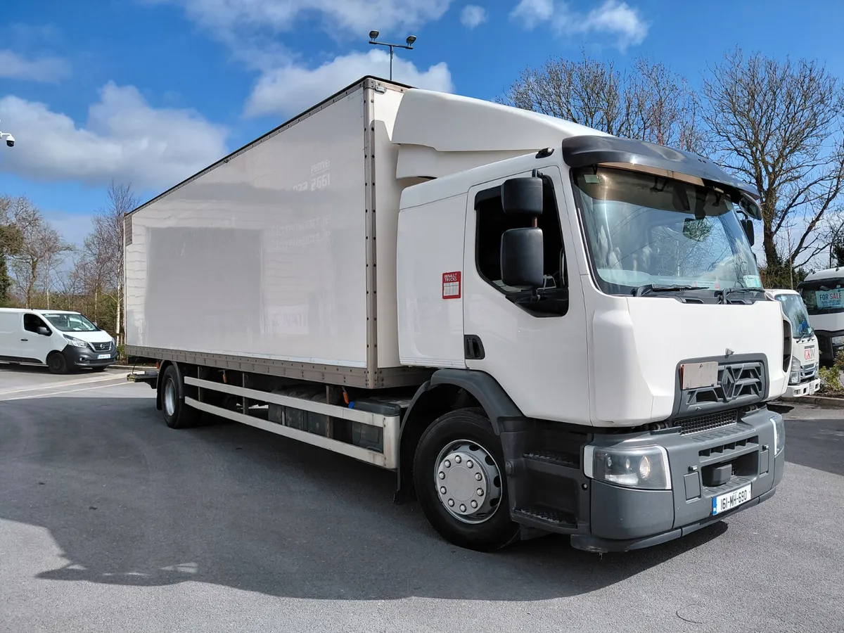 Renault D 2016 - Image 1