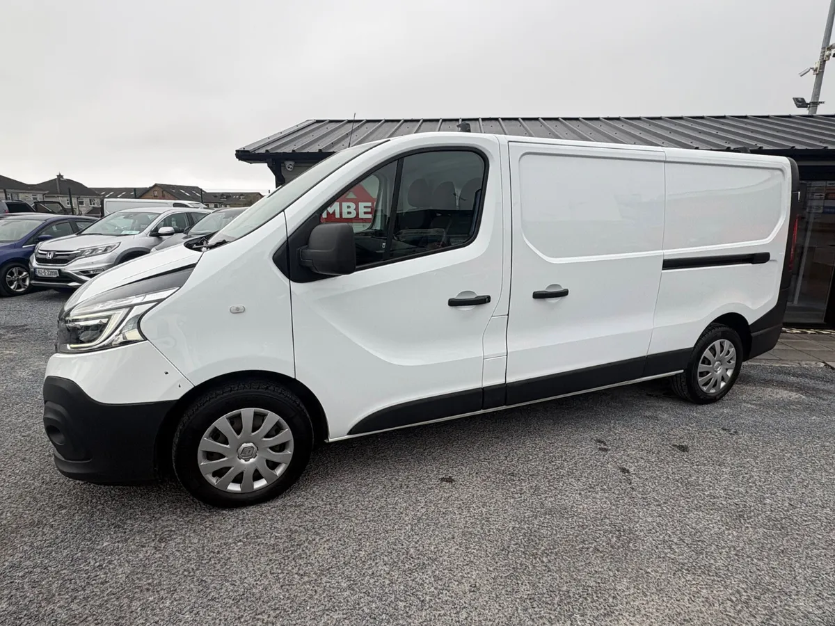 2020 Renault Trafic LL30 ENERGY DCI 120 BUSINESS P - Image 2