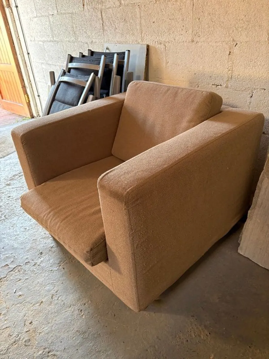 Large Armchair - Image 2
