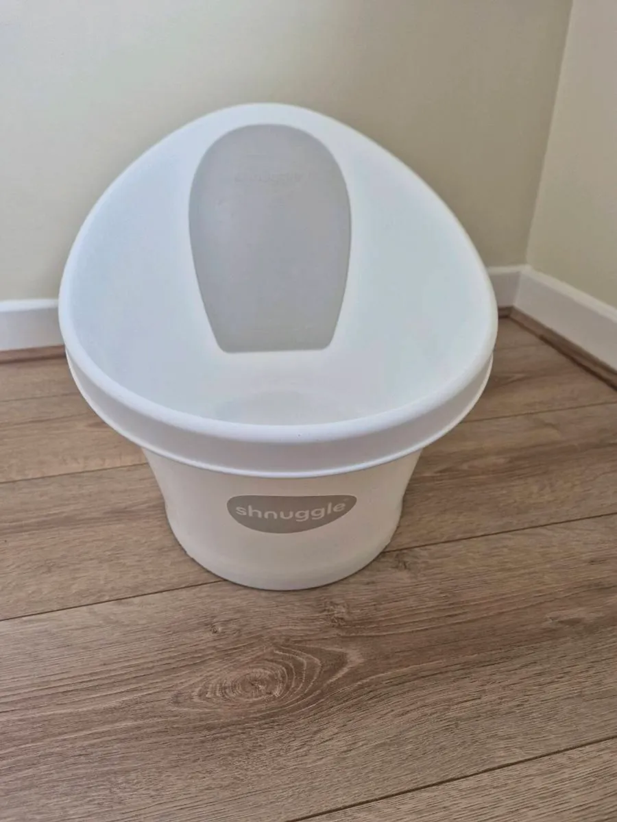 Shnuggle baby bath - Image 2