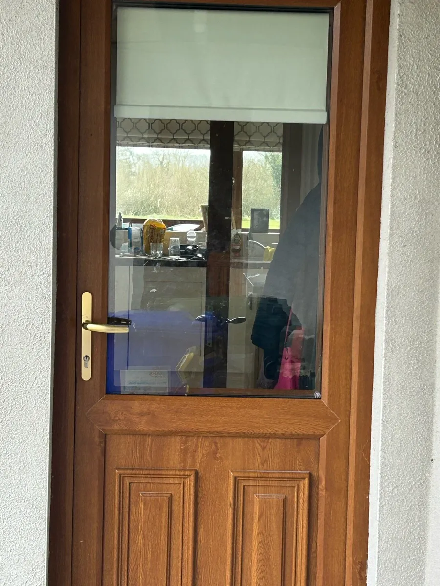 Windows & Stairs - Image 4