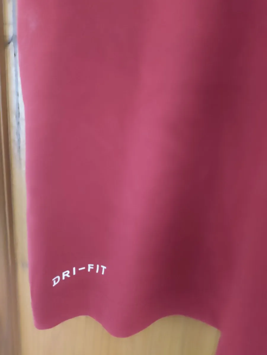 Nike Tiger Woods T-shirt L New - Image 3