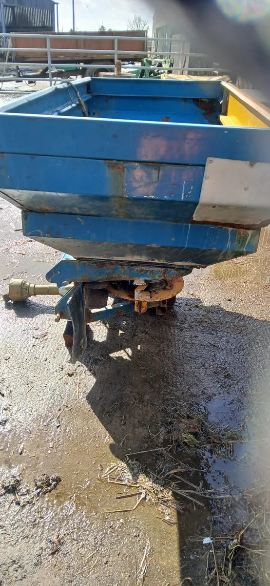 Bogballe fertiliser spreader - Image 3