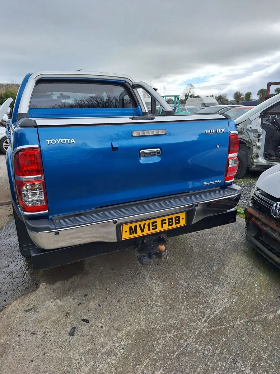 2015 toyota invinicible 3.0 diesel - Image 4