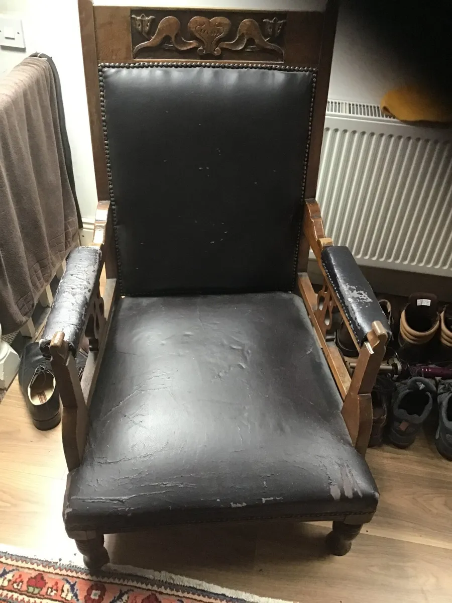 Antique chair - Image 2