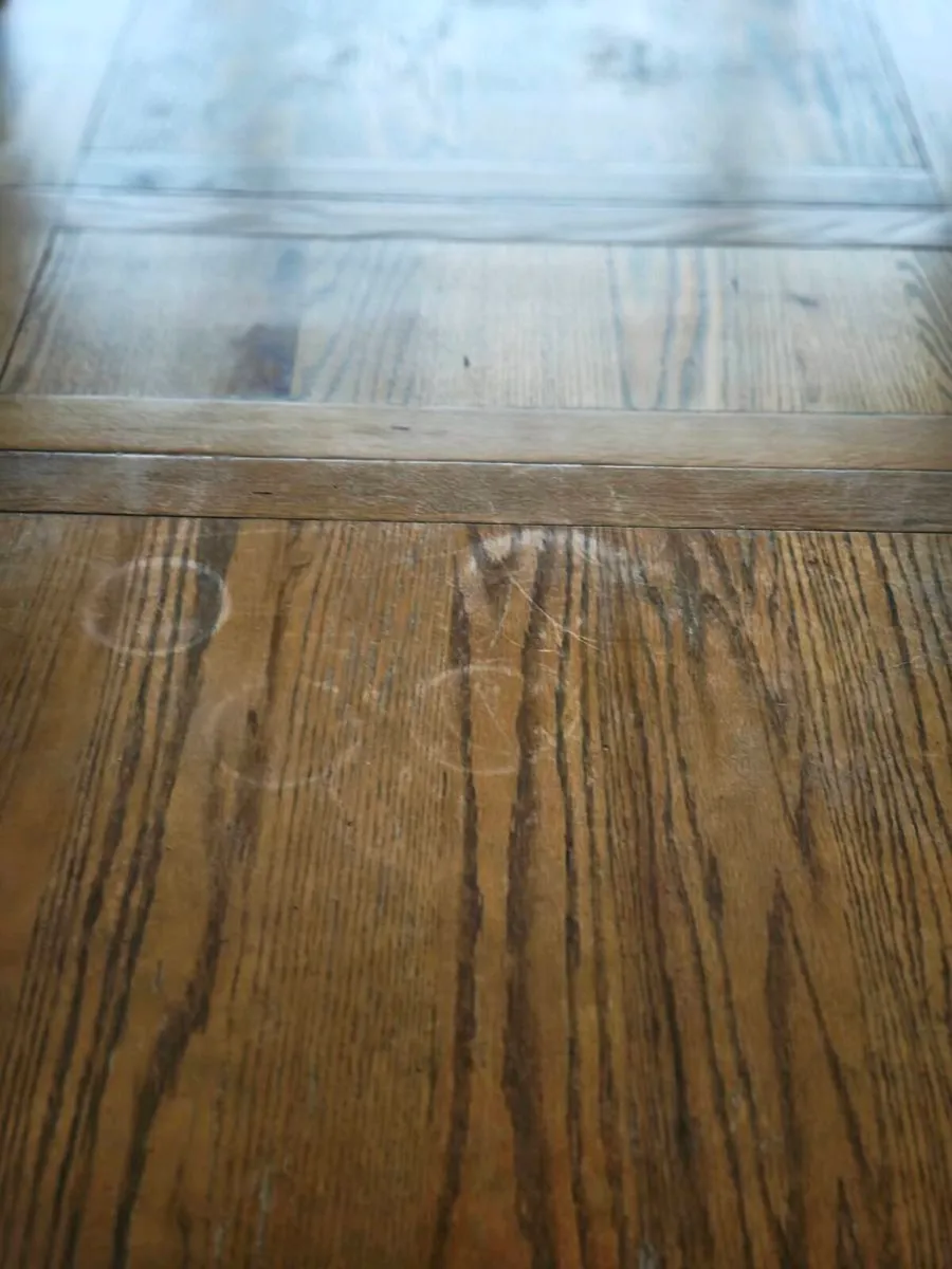 Reclaimed Oak extendable table - Image 2