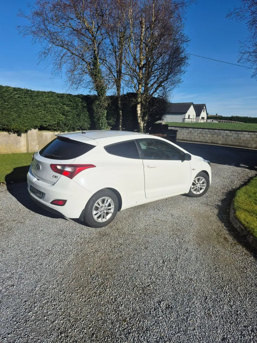 Hyundai i30 2015 - Image 4