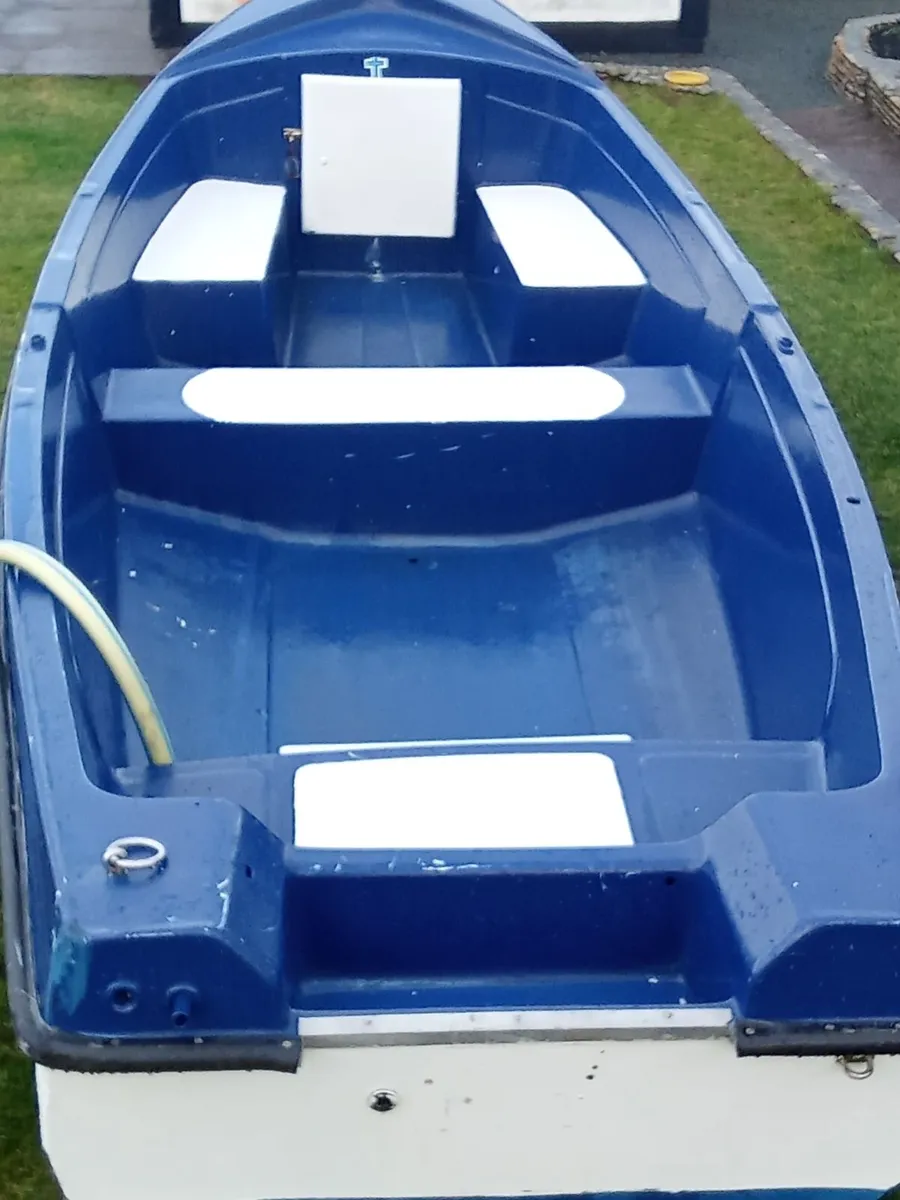 Boat/trailer and 2 engines - Image 2