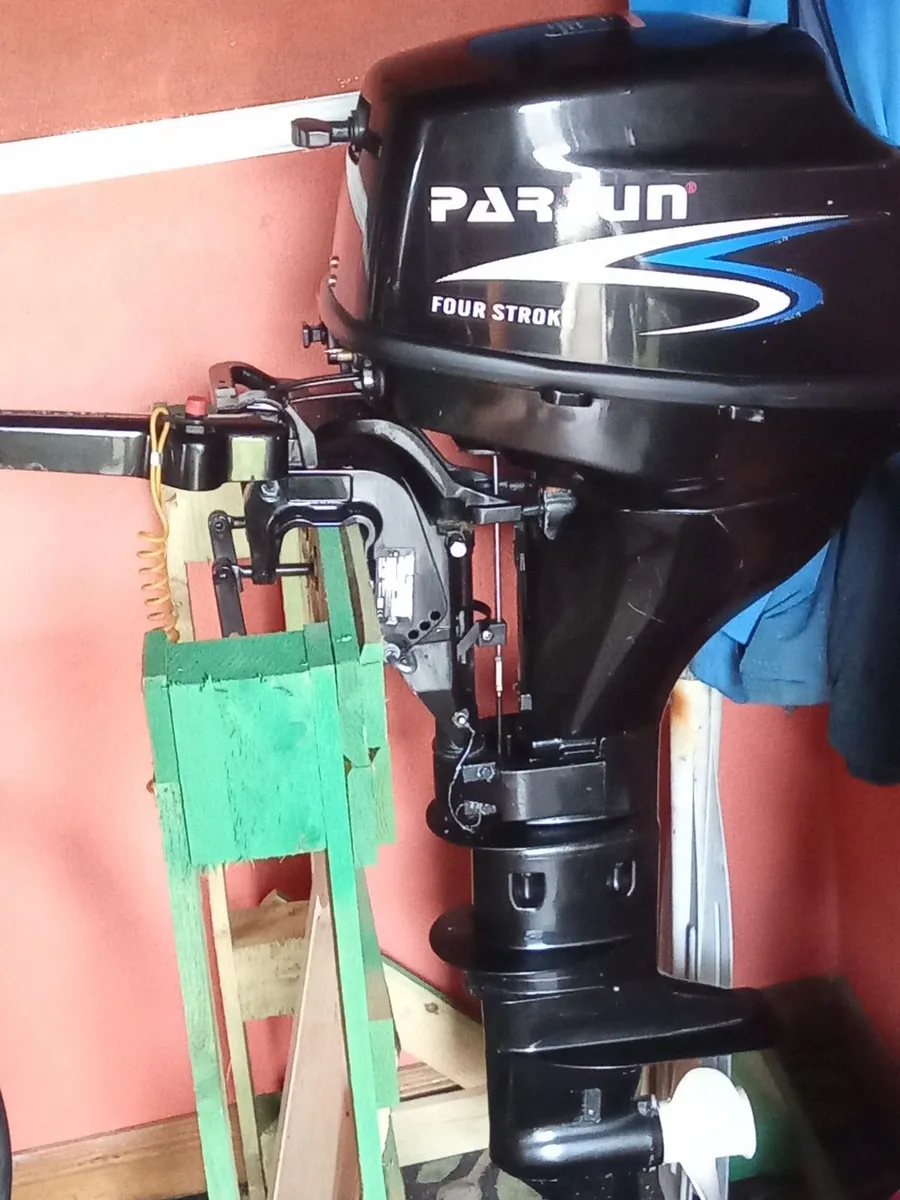 Boat/trailer and 2 engines - Image 3