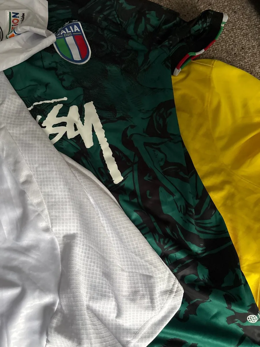 Bundle of football jerseys - Image 2