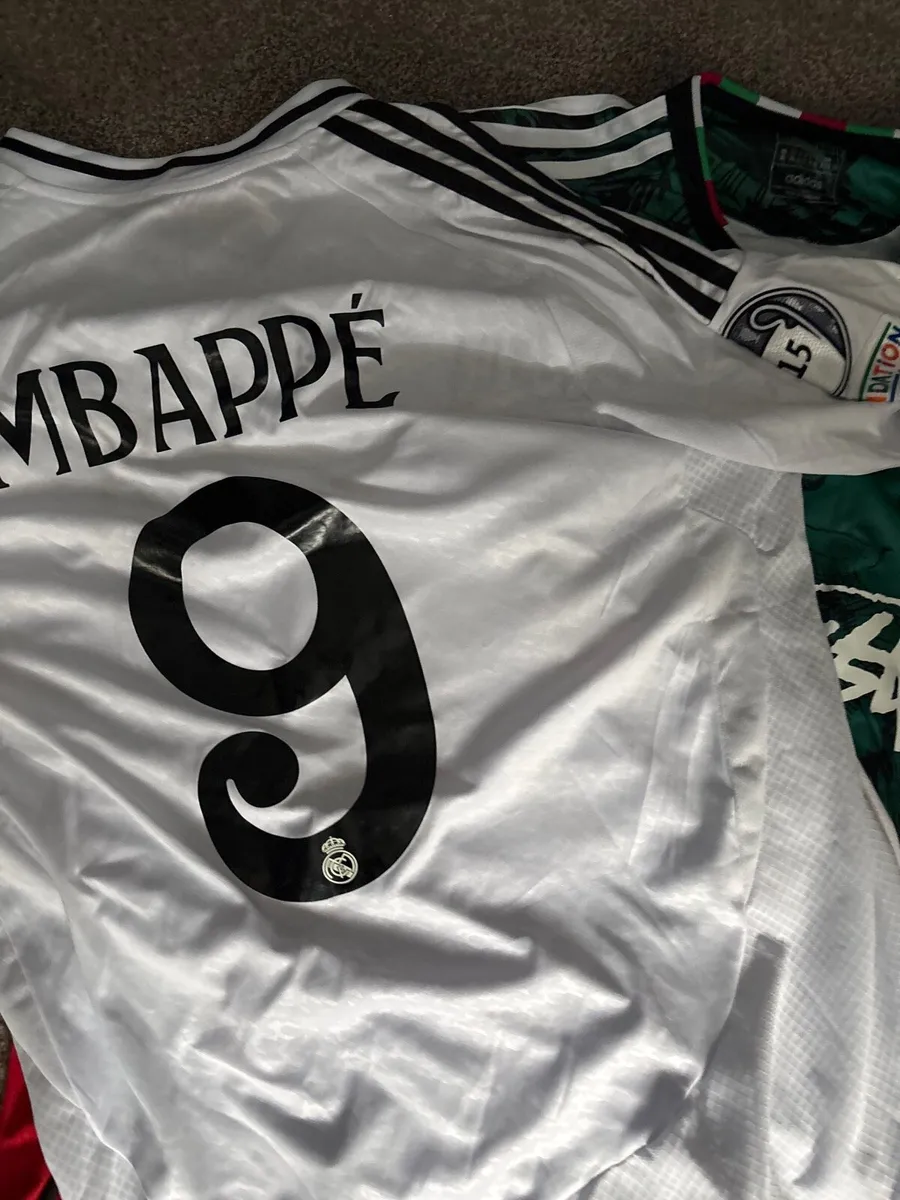 Bundle of football jerseys - Image 1