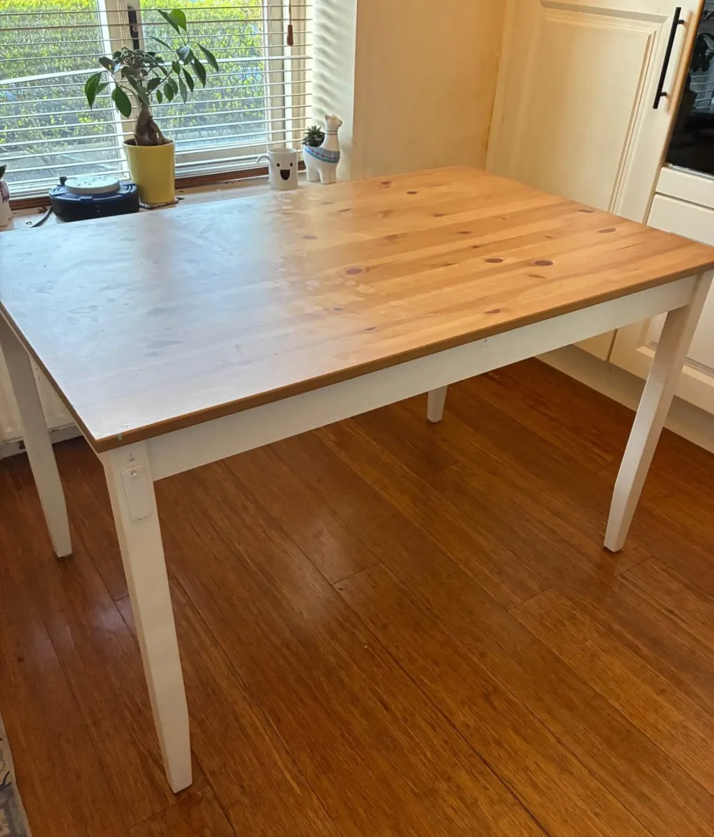 Beautiful Modern 4Ft Kitchen Dining Table -Deliver - Image 1