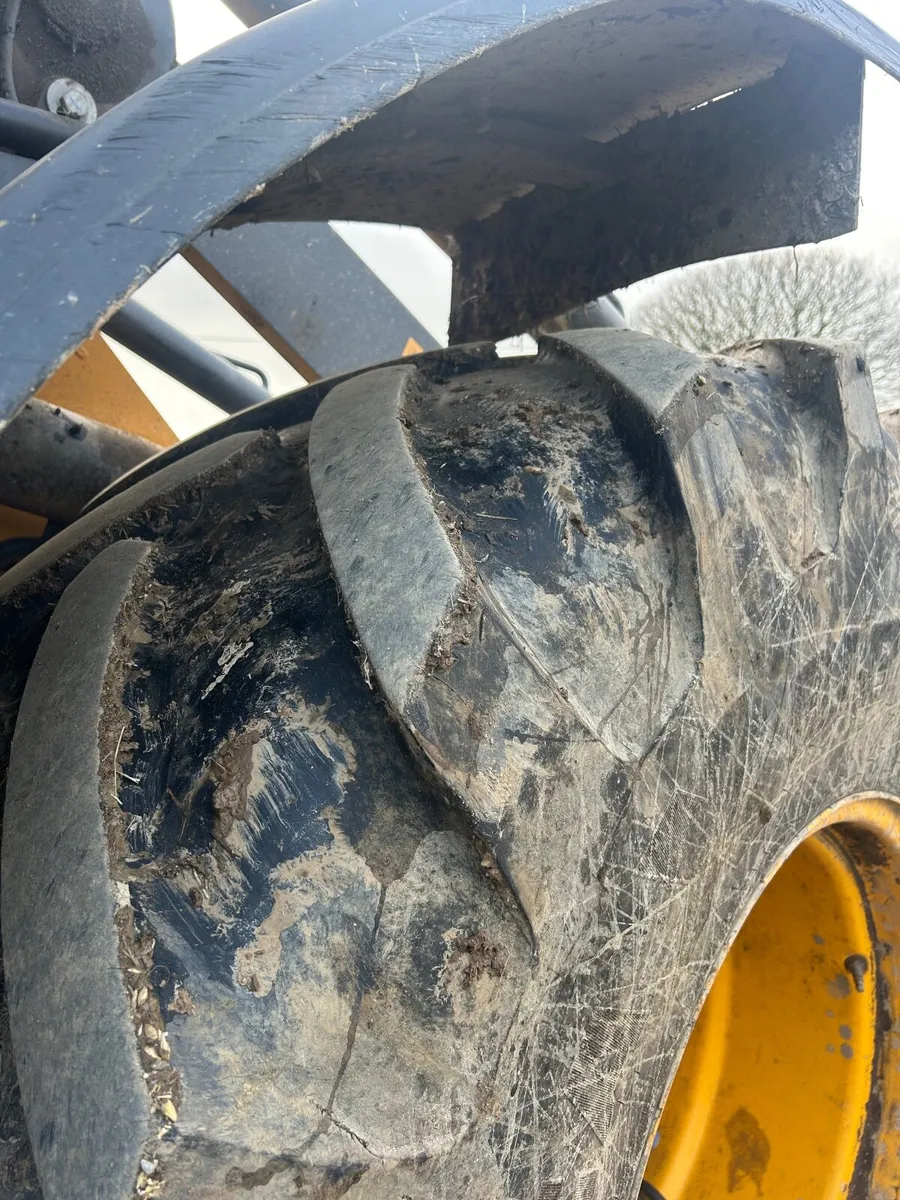 620-75/R26 = Michelin Loader tyres - Image 4