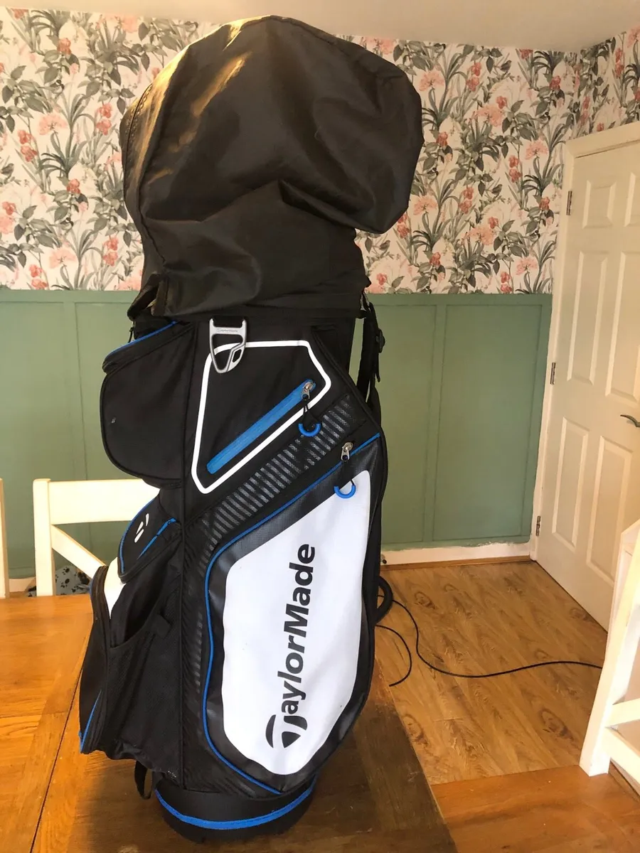 New Taylor Made Cart Bag ( Final Price ) - Image 1