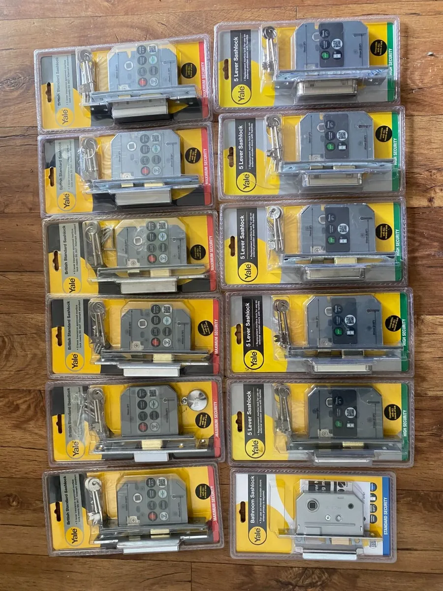 12 x Yale Mortice Locks. New Unopened Old Stock - Image 1