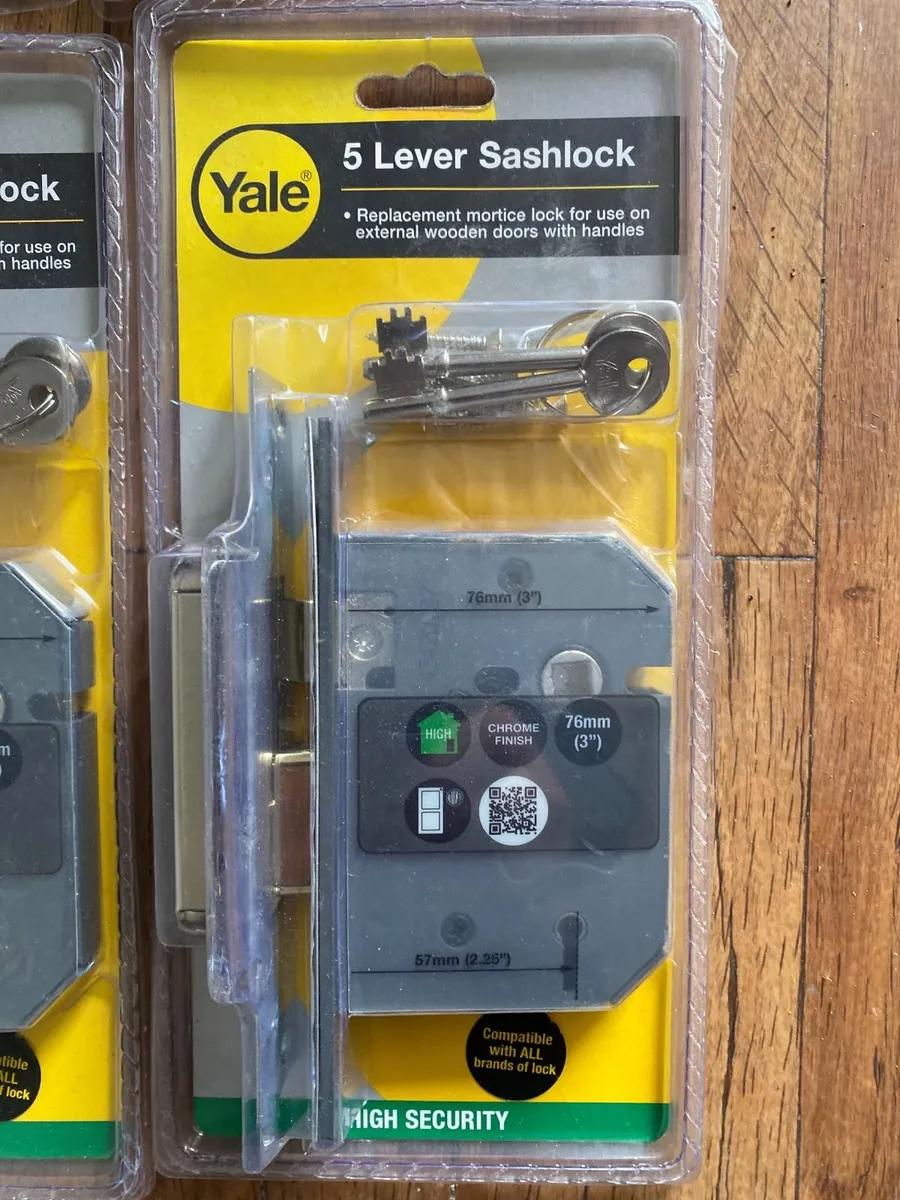 12 x Yale Mortice Locks. New Unopened Old Stock - Image 2