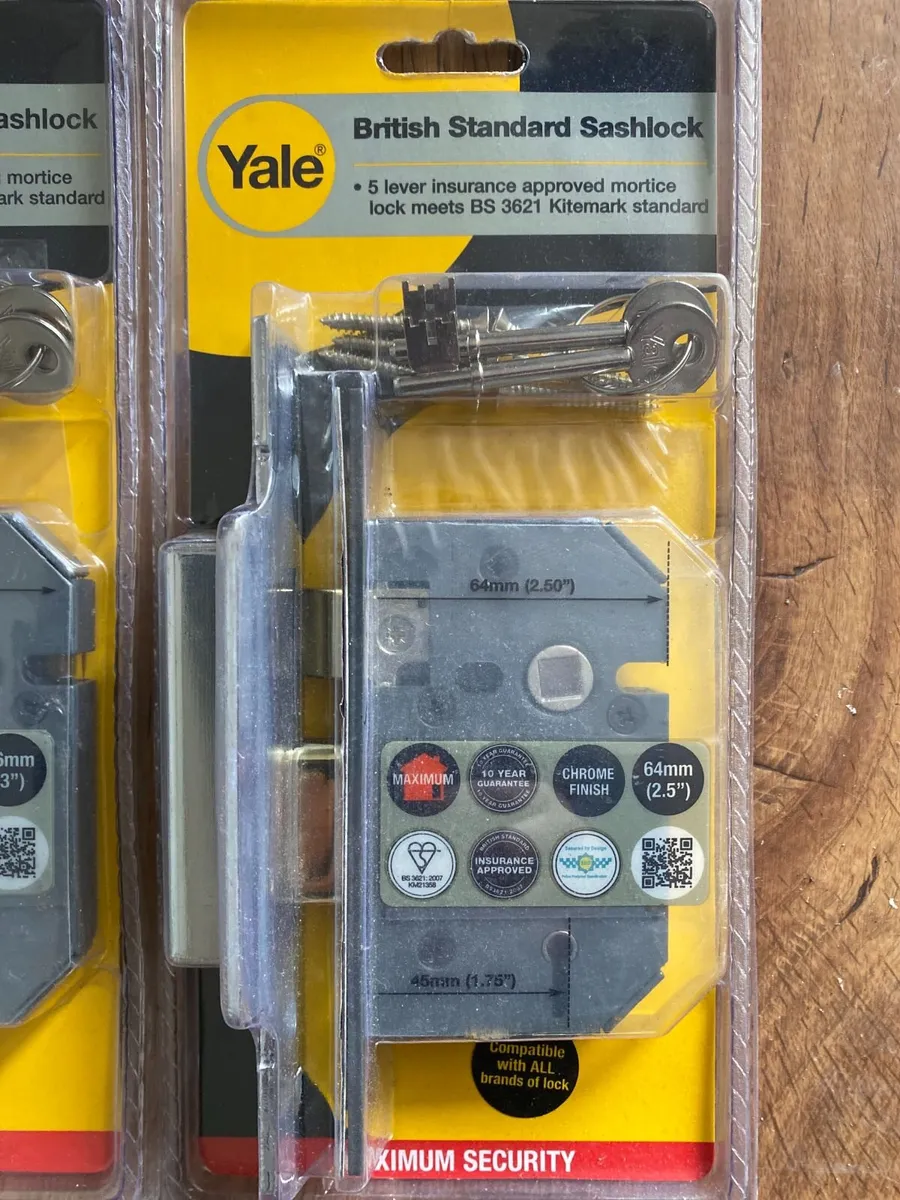 12 x Yale Mortice Locks. New Unopened Old Stock - Image 3