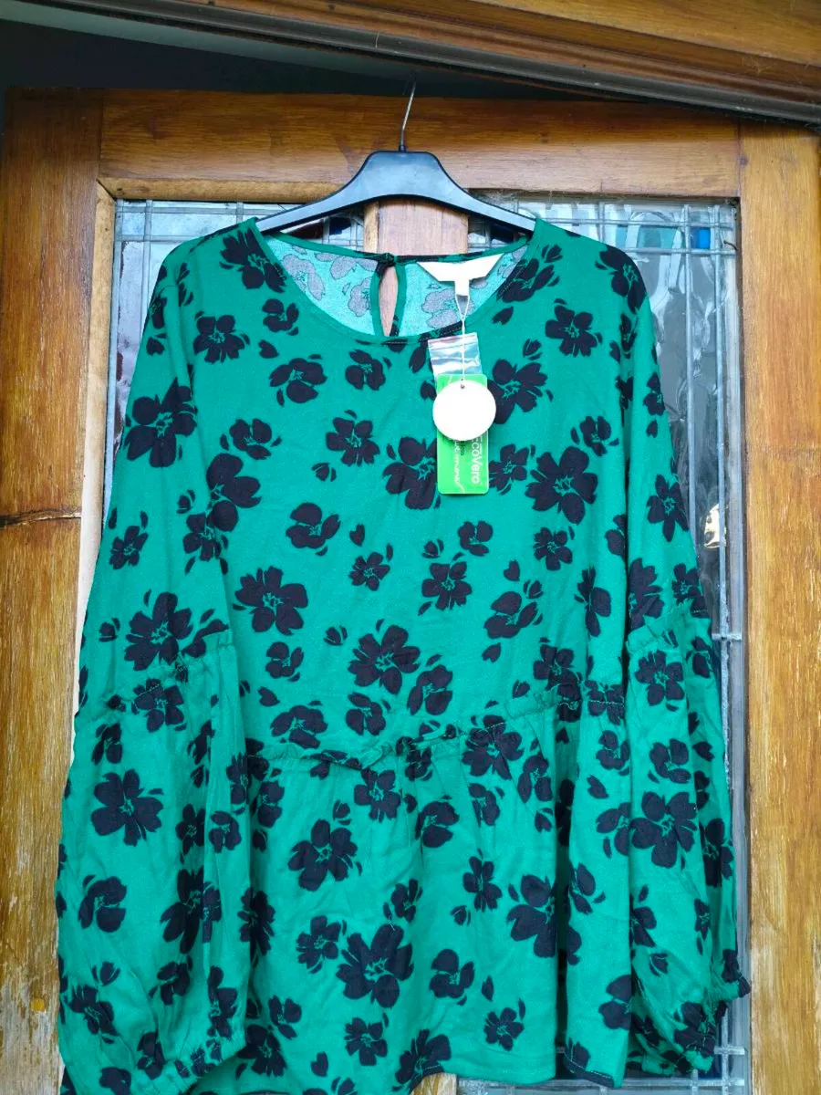 Apricot green and black Top New with tags 
Beautif - Image 1