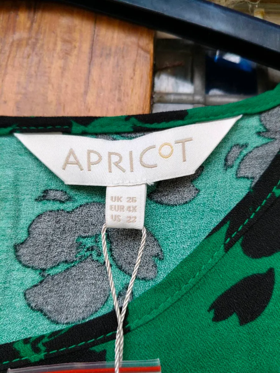Apricot green and black Top New with tags 
Beautif - Image 3