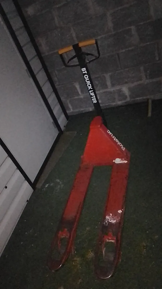 Pallet Truck - Image 2